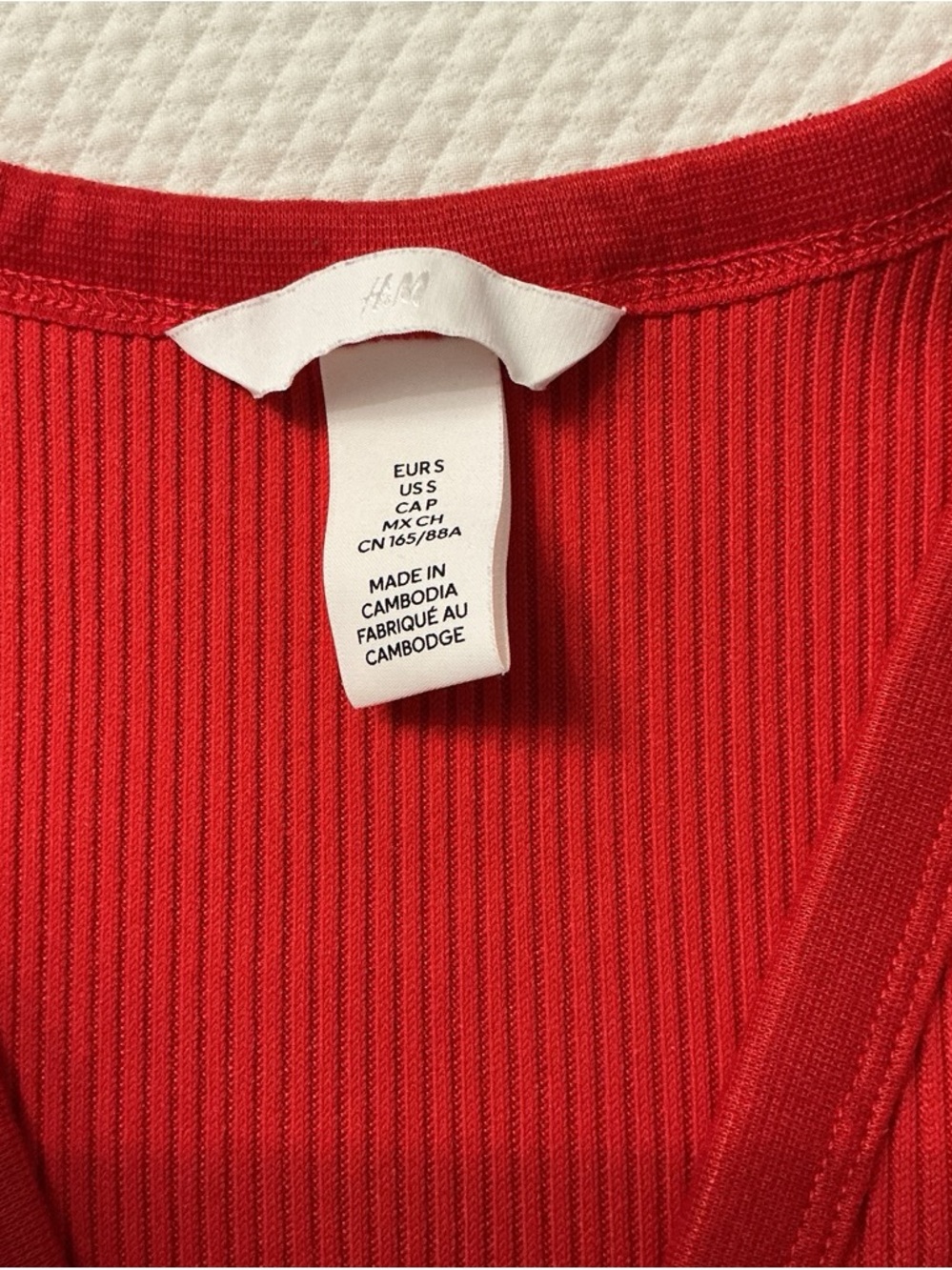 H&M Red Ribbed V-Neck Tank Top - Picture 2 of 3